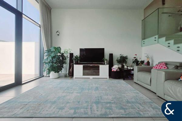 Vacant On Transfer | Vastu compliant